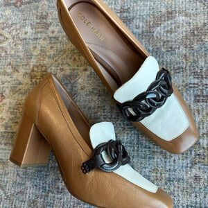 Cole Haan Women's Brown and Cream Loafers with Black Chain vintage
